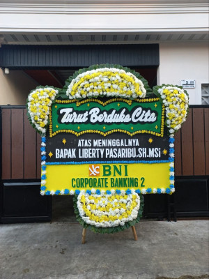 Papan Bunga Duka di Karangturi
