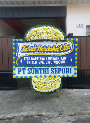 Papan Bunga Duka di Karangturi