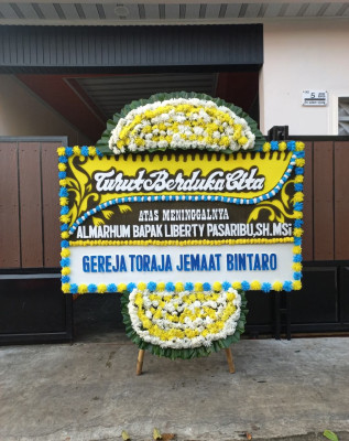Papan Bunga Duka di Karangturi